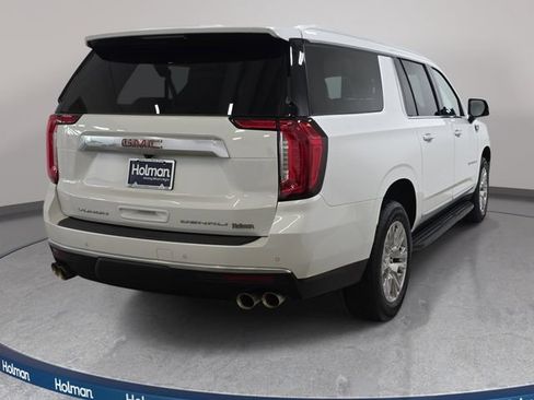 Used 2023 GMC Yukon XL Denali AWD/4WD image 5