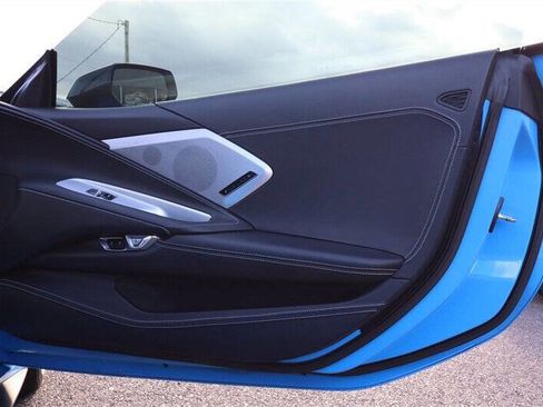 Used 2022 Chevrolet Corvette Stingray Premium Conv w/ Z51 Performance Package image 22