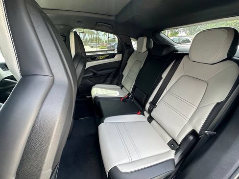 Used 2026 Porsche Cayenne S AWD/4WD image 42