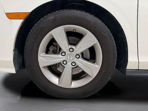 Used 2019 Honda Odyssey EX-L image 27