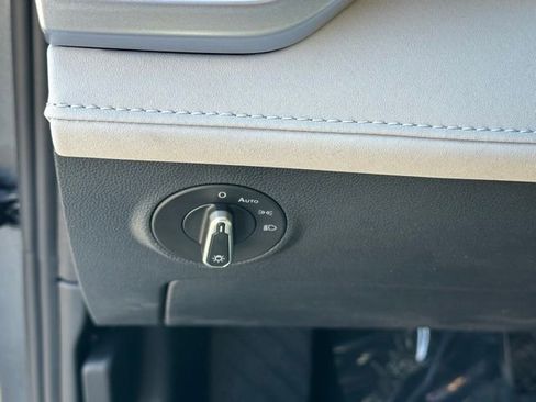New 2026 Volkswagen Taos SE AWD/4WD image 25