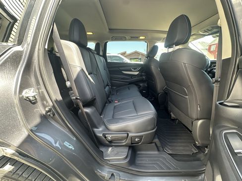 Used 2019 Subaru Ascent Limited w/ Popular Package #3 AWD/4WD image 32