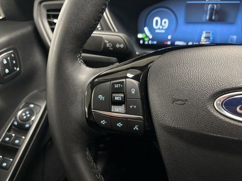 Used 2025 Ford Escape Platinum image 48