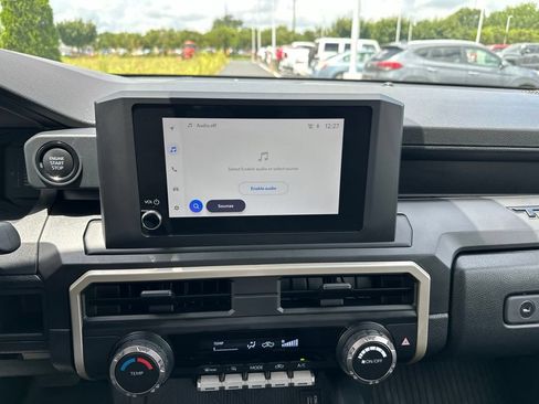 Certified 2025 Toyota Tacoma SR AWD/4WD image 17