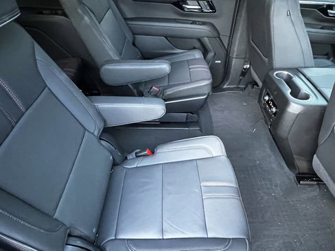 Used 2025 Chevrolet Tahoe RST w/ Comfort Package image 38