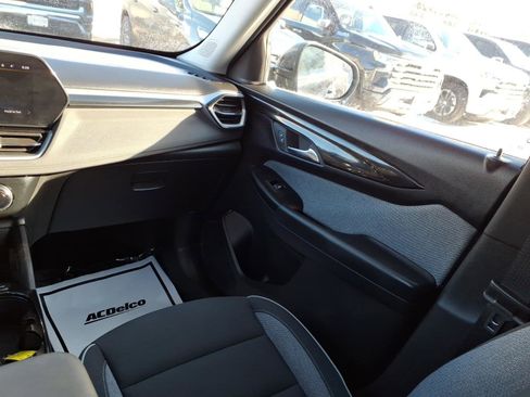 Used 2024 Chevrolet TrailBlazer LT w/ Convenience Package image 13