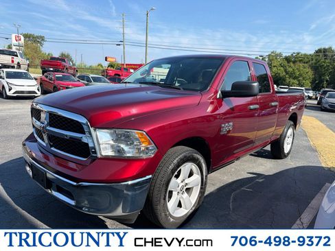 Used 2024 RAM 1500 Classic SLT AWD/4WD image 1