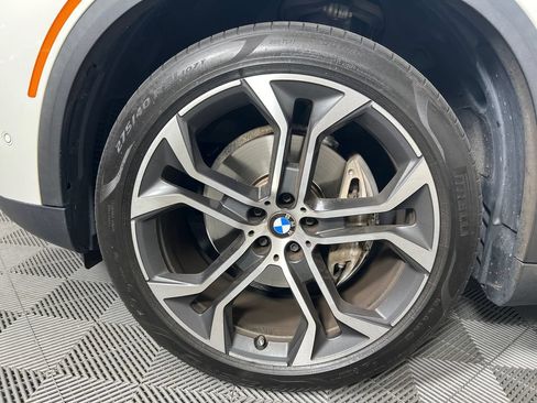Used 2021 BMW X5 xDrive40i w/ Executive Package AWD/4WD image 10