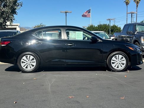 Used 2025 Nissan Sentra S image 3