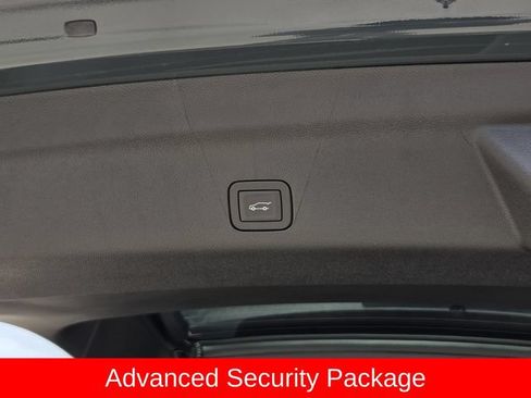 New 2026 GMC Yukon XL AT4 Ultimate w/ LPO, Floor Liner Package AWD/4WD image 15