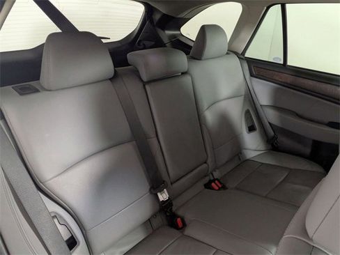 Used 2019 Subaru Outback 2.5i Limited image 30