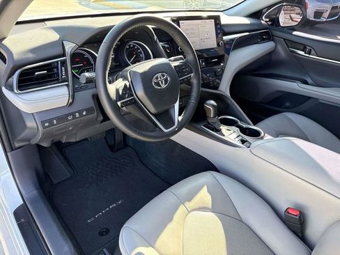 Used 2023 Toyota Camry XLE image 23