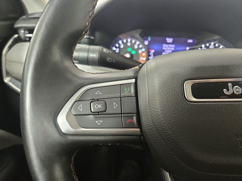 Used 2022 Jeep Compass Limited AWD/4WD image 16