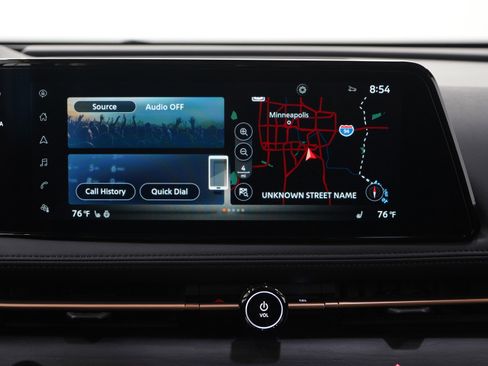 Used 2023 Nissan Ariya AWD image 16