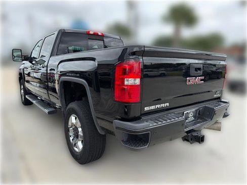 Used 2019 GMC Sierra 3500 Denali w/ Duramax Plus Package AWD/4WD image 5