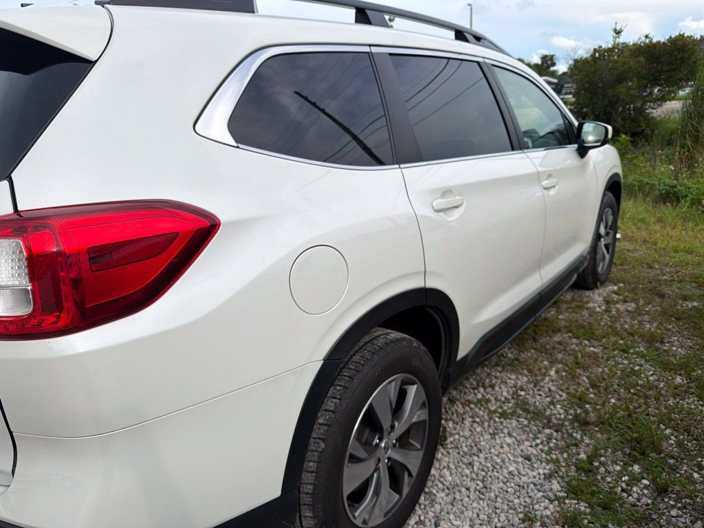 Used 2025 Subaru Ascent Premium AWD/4WD image 8