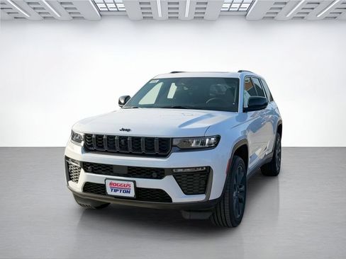 New 2026 Jeep Grand Cherokee Limited AWD/4WD image 6