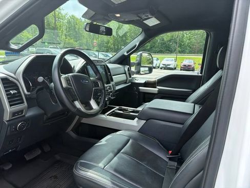 Used 2022 Ford F350 Lariat w/ Lariat Ultimate Package AWD/4WD image 17
