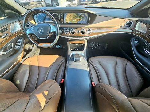 Certified 2016 Mercedes-Benz S 550 4MATIC Sedan w/ Premium Package image 28