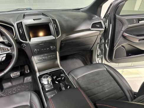 Used 2020 Ford Edge ST-Line FWD image 23