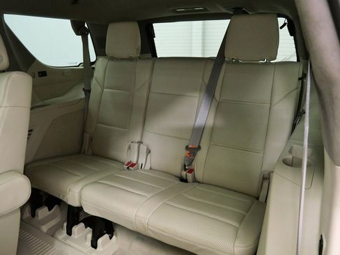 Used 2021 Cadillac Escalade Premium Luxury Platinum image 23