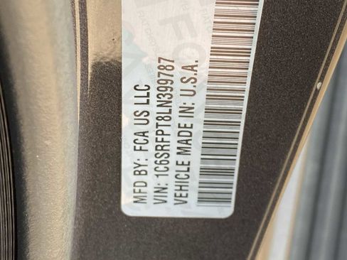 Certified 2020 RAM 1500 Limited image 31