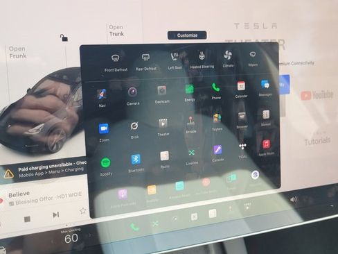 Used 2024 Tesla Model Y Long Range image 32