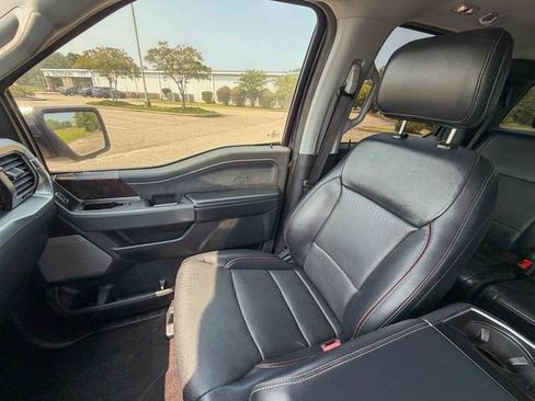 Used 2021 Ford F150 Lariat w/ Equipment Group 502A High AWD/4WD image 22