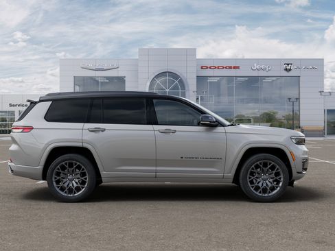 New 2025 Jeep Grand Cherokee L Summit w/ Obsidian Package image 36