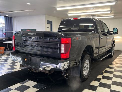 Used 2021 Ford F250 XLT w/ XLT Premium Package AWD/4WD image 17