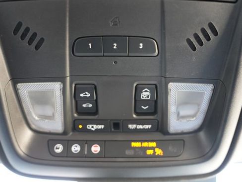 Used 2022 Cadillac XT4 Sport AWD/4WD image 32