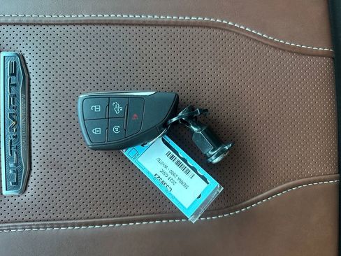 Used 2025 GMC Sierra 2500 Denali Ultimate image 29