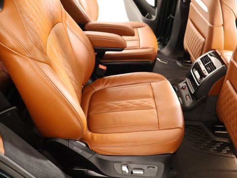 Used 2025 BMW ALPINA XB7 image 16