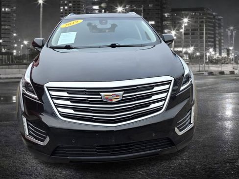 Used 2019 Cadillac XT5 Luxury image 3