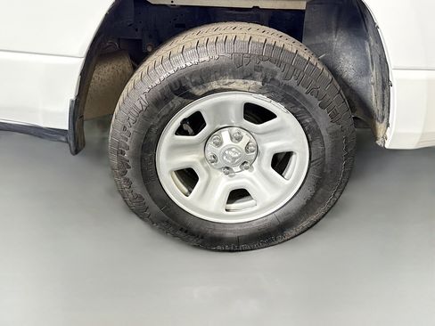 Used 2023 RAM 1500 Tradesman RWD image 33