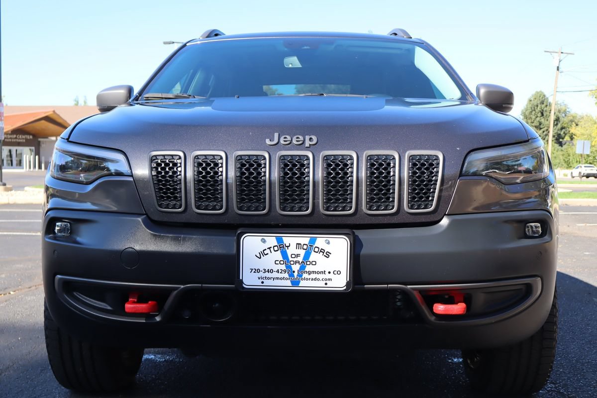 Used 2020 Jeep Cherokee Trailhawk w/ Technology Group AWD/4WD image 13