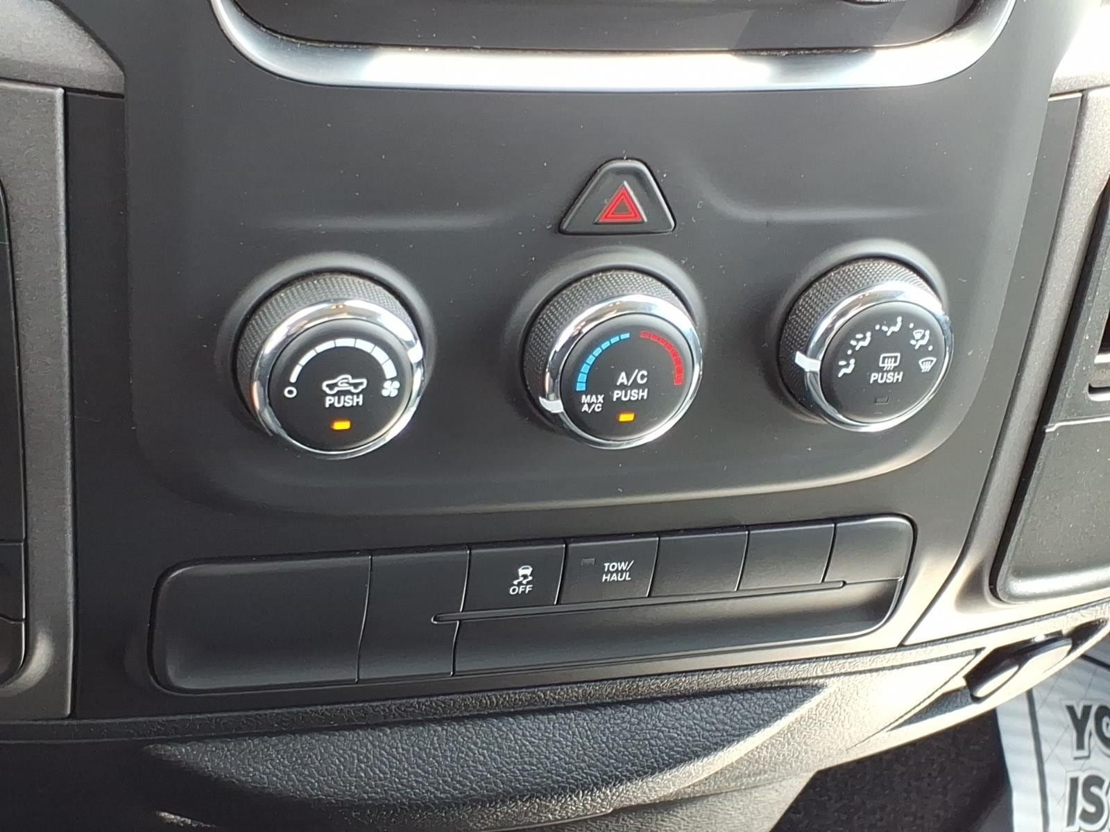 Used 2019 RAM 1500 Express w/ Express Value Package AWD/4WD image 21