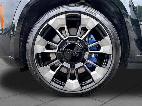 Used 2024 BMW XM AWD/4WD image 19