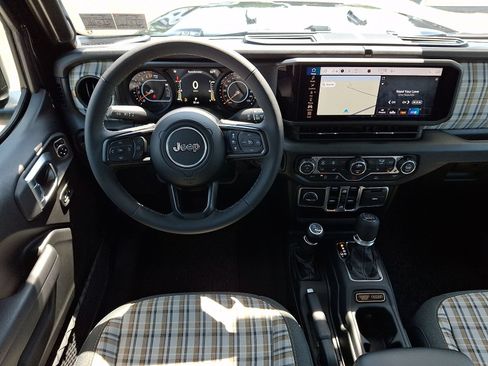 New 2026 Jeep Gladiator Sport AWD/4WD image 9