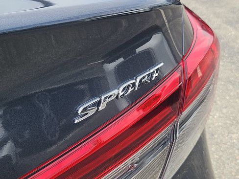 Used 2024 Honda Civic Sport image 11