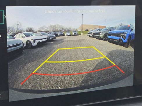 New 2025 Kia K4 LXS image 28