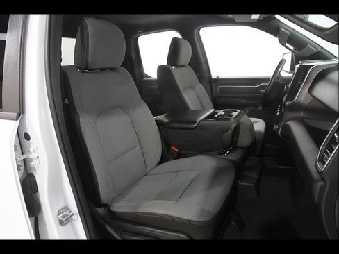 Used 2023 RAM 1500 Big Horn AWD/4WD image 16