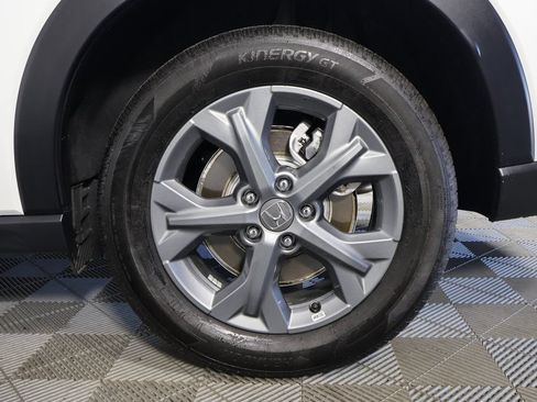 Used 2026 Honda HR-V LX image 16