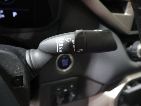 Used 2024 Toyota Tundra Limited AWD/4WD image 39