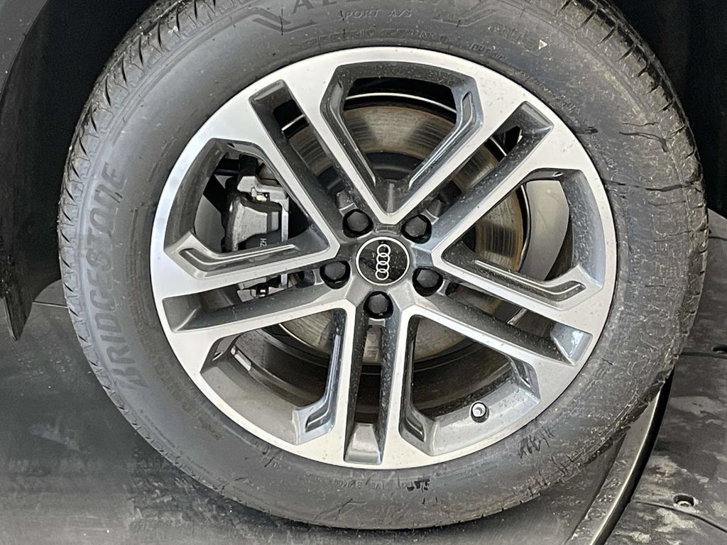 New 2026 Audi Q5 Premium Plus AWD/4WD image 12