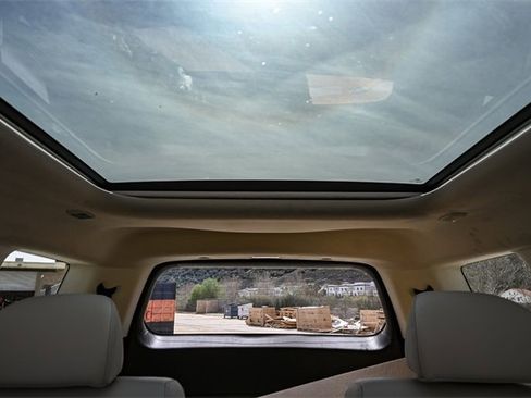 New 2025 Hyundai Santa Fe Calligraphy image 16