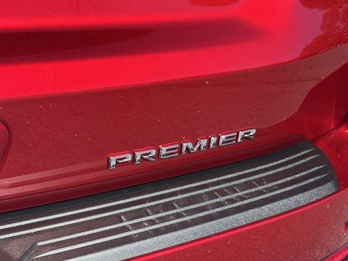 New 2026 Chevrolet Suburban Premier image 26