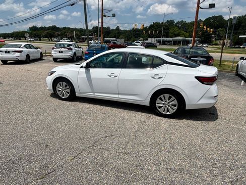 Used 2023 Nissan Sentra S FWD image 16