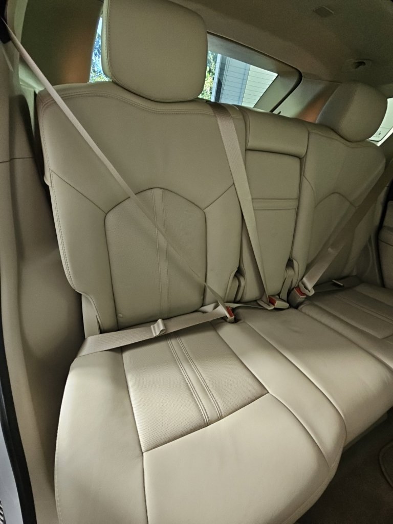 Used 2016 Cadillac SRX Premium w/ Trailering Package FWD image 18