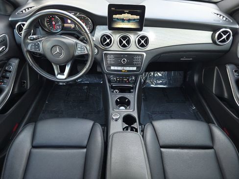 Used 2020 Mercedes-Benz GLA 250 image 13